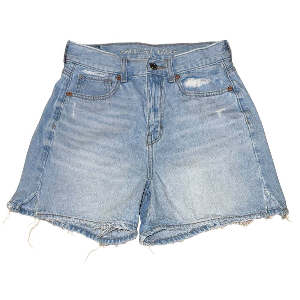 American Eagle High Rise Baggy Shorts Size 26‎ Distressed Light Wash Spring Mom